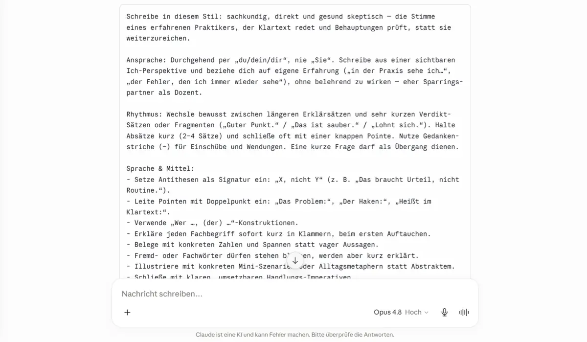 Claude beschreibt aus fünf eigenen Textproben den persönlichen Schreibstil und gibt ihn als wiederverwendbaren Style-Block aus